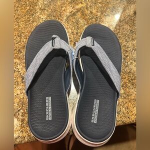 Skechers Go Walk, size 9,